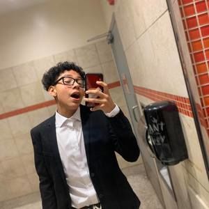 Meet your Posher, Kenny